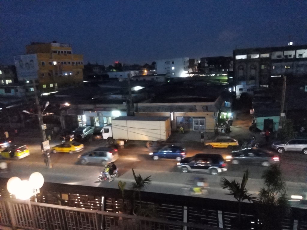 Article : Cameroun: en balade dans les rues de Douala